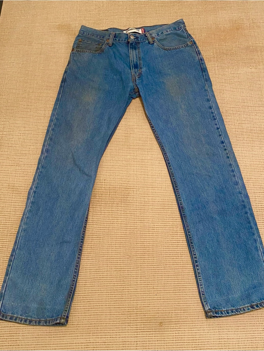 🔥OG Levi's Jeans 32x32-Excellent Condition! Medium Blue. Last of Jeans Sale.